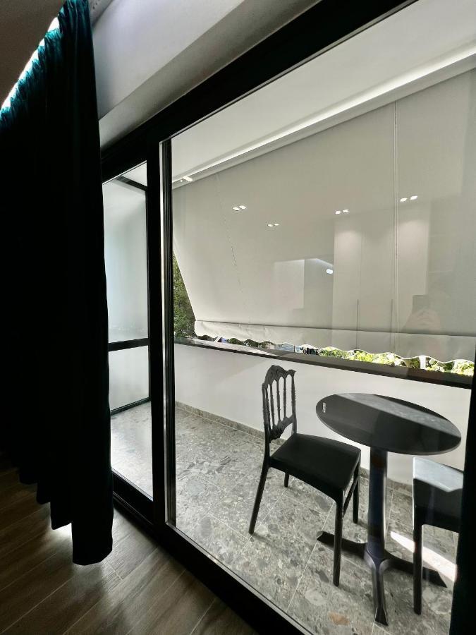 Deluxe Apartment Bllok Тирана Екстериор снимка