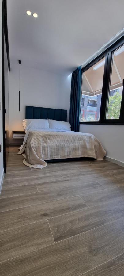 Deluxe Apartment Bllok Тирана Екстериор снимка